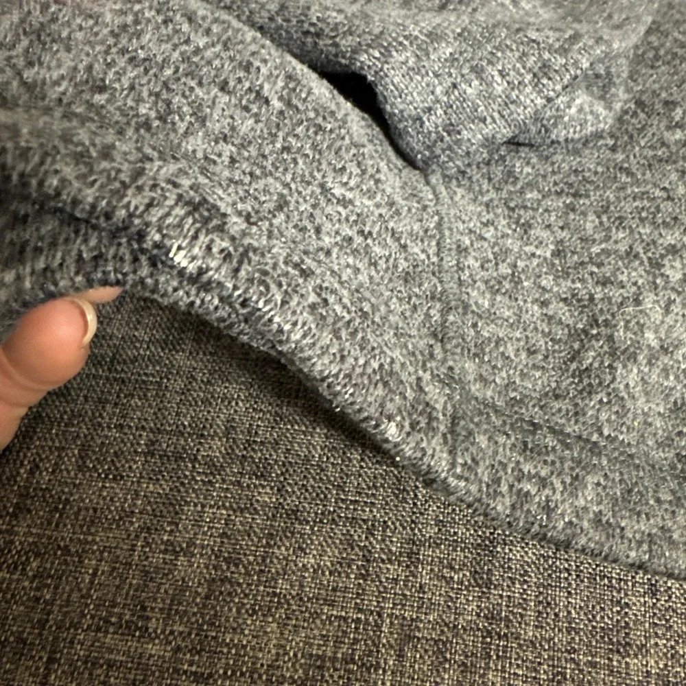 Woolrich like neckline material